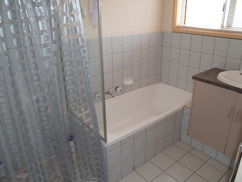 23 Allman Avenue, Woodcroft SA 5162