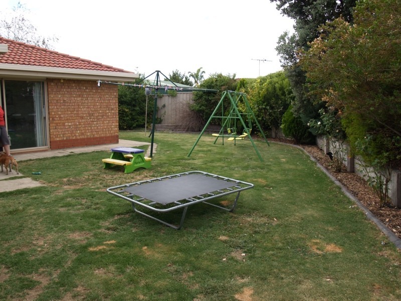 23 Allman Avenue, Woodcroft SA 5162