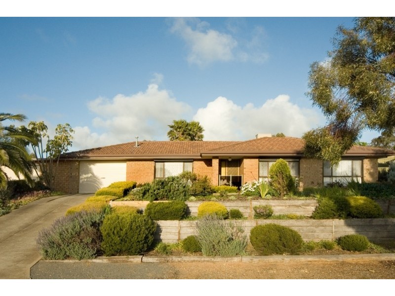 2 Saddler Court, Onkaparinga Hills SA 5163