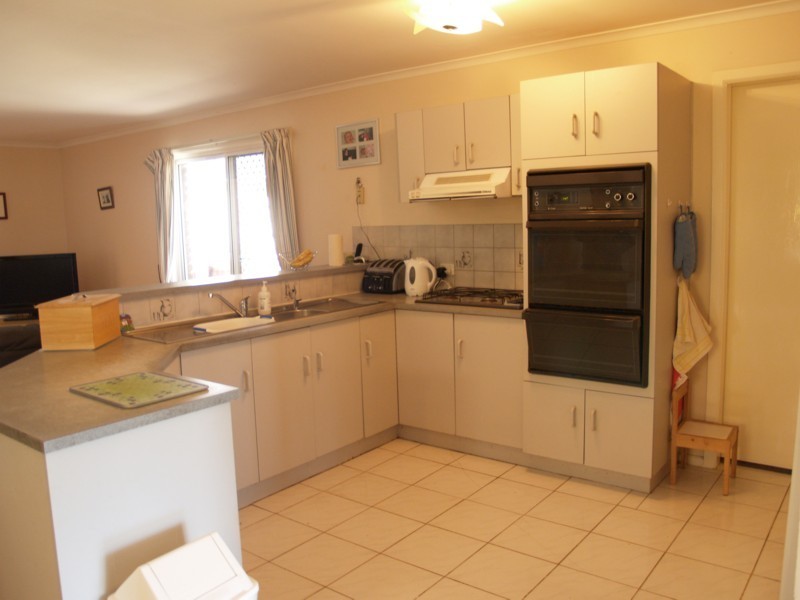 28 Tigress Drive, Hallett Cove SA 5158