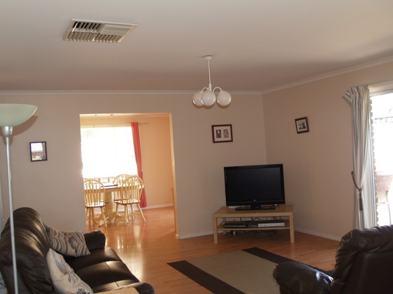 28 Tigress Drive, Hallett Cove SA 5158