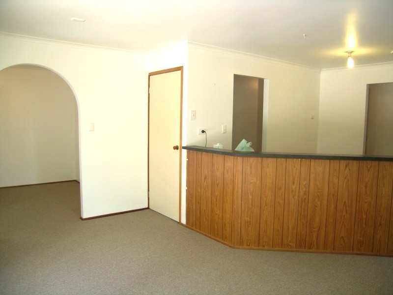 13 Barton Drive, Trott Park SA 5158