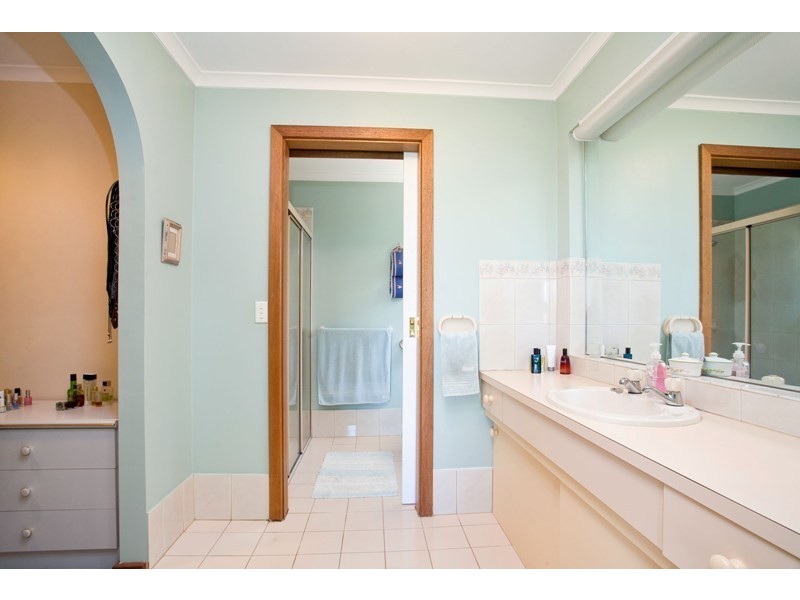 2 RODEO COURT, Hallett Cove SA 5158