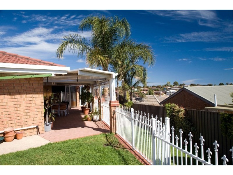 2 RODEO COURT, Hallett Cove SA 5158