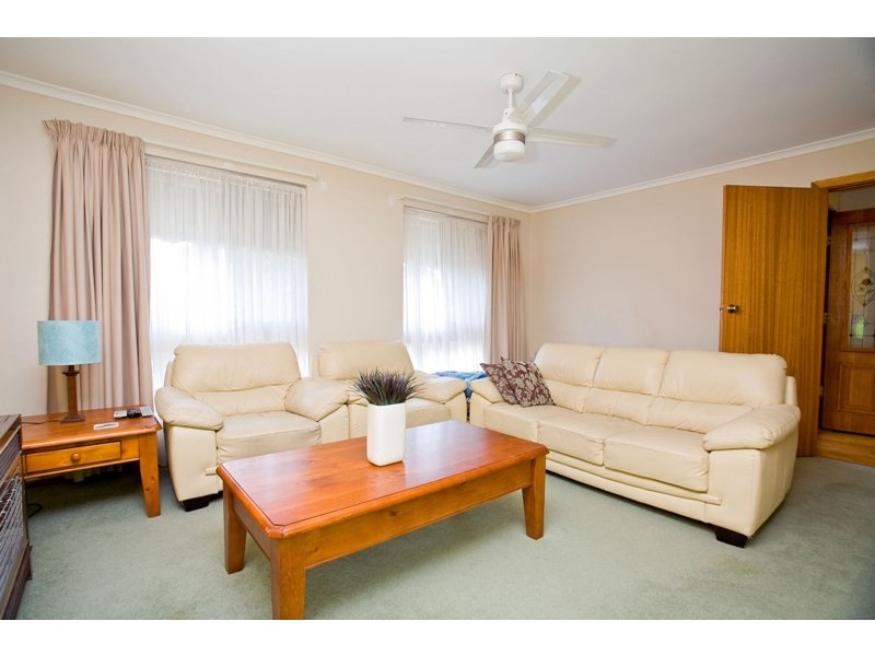 5 Solomon Court, Morphett Vale SA 5162