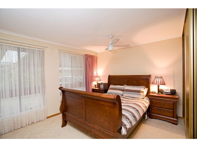 5 Solomon Court, Morphett Vale SA 5162