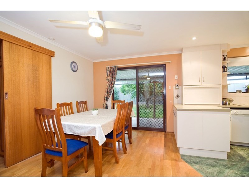 5 Solomon Court, Morphett Vale SA 5162