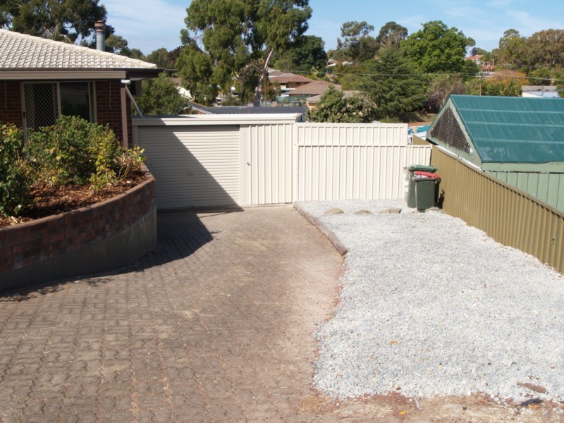5 Regents Close, Hackham SA 5163