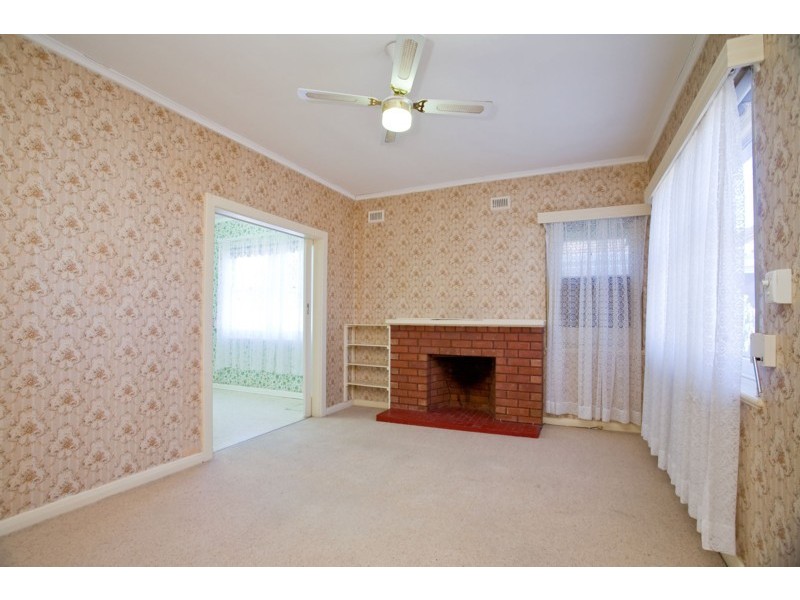 22 Pildappa Avenue, Park Holme SA 5043