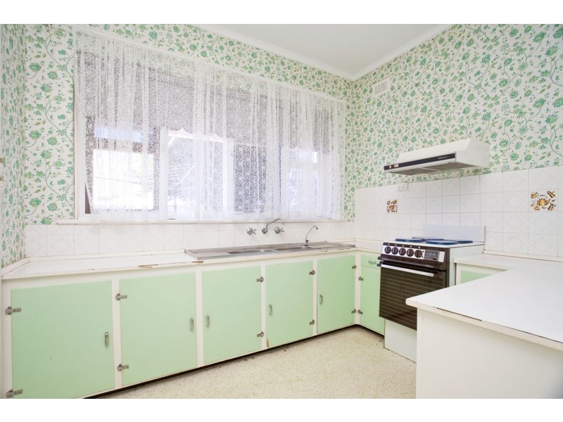 22 Pildappa Avenue, Park Holme SA 5043