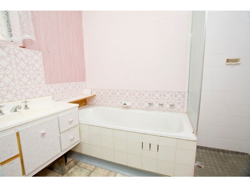 22 Pildappa Avenue, Park Holme SA 5043