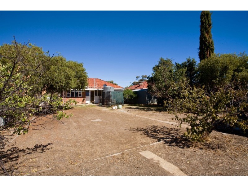 22 Pildappa Avenue, Park Holme SA 5043