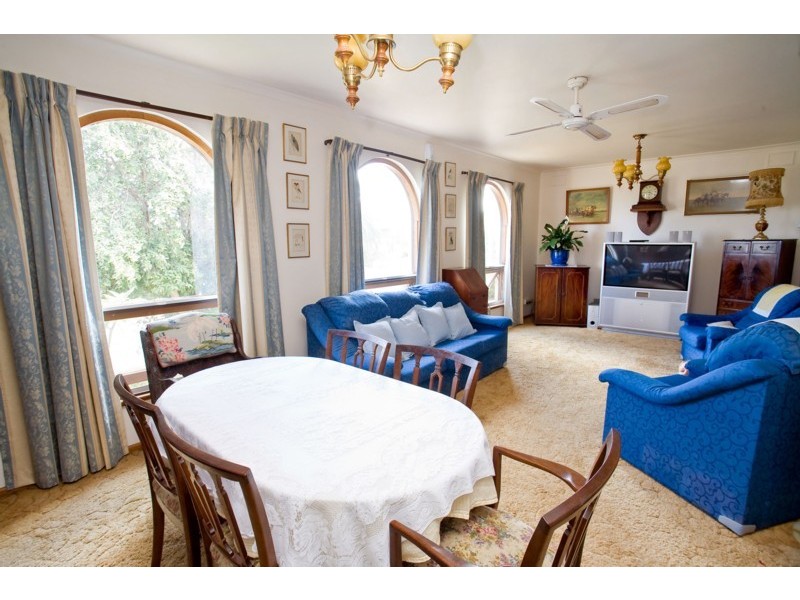 10 Valkyrie Street, Hallett Cove SA 5158