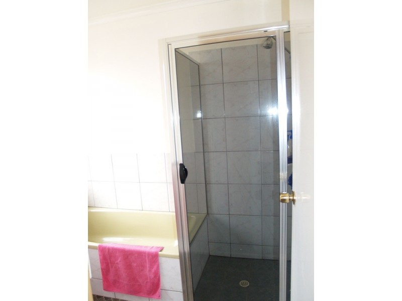 68 OAKRIDGE RISE, Huntfield Heights SA 5163