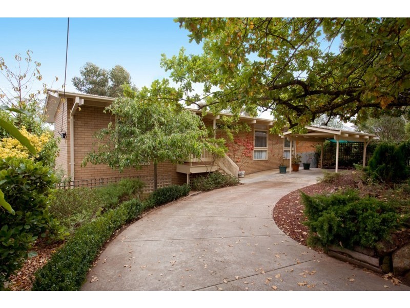 9 Nightingale Crescent, O’halloran Hill SA 5158