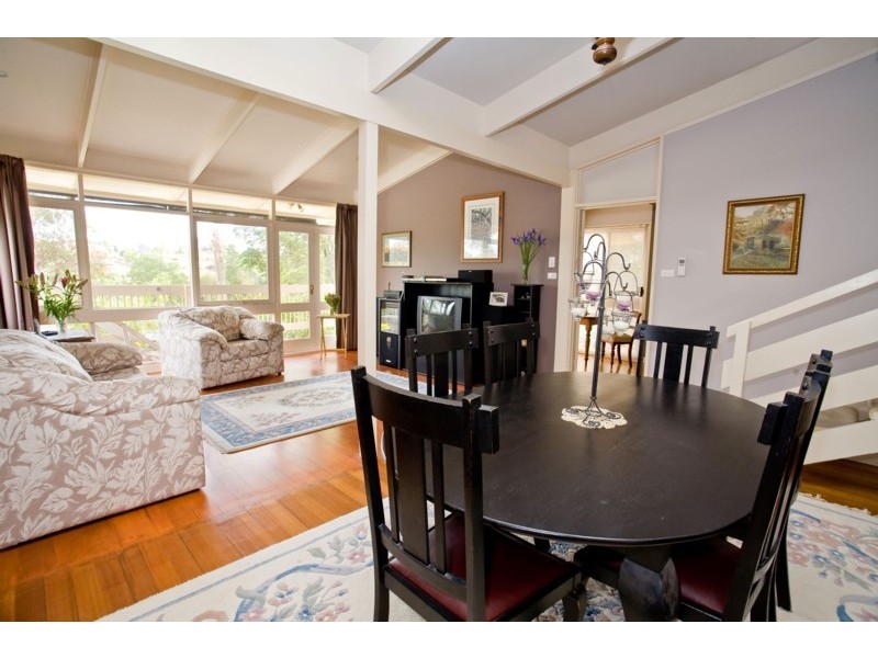 9 Nightingale Crescent, O’halloran Hill SA 5158