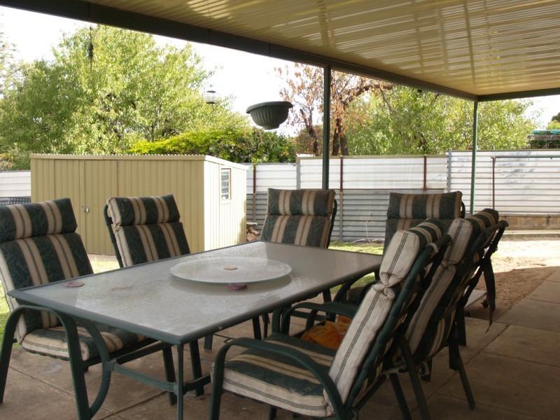 42 Maxwell Road, Hackham West SA 5163