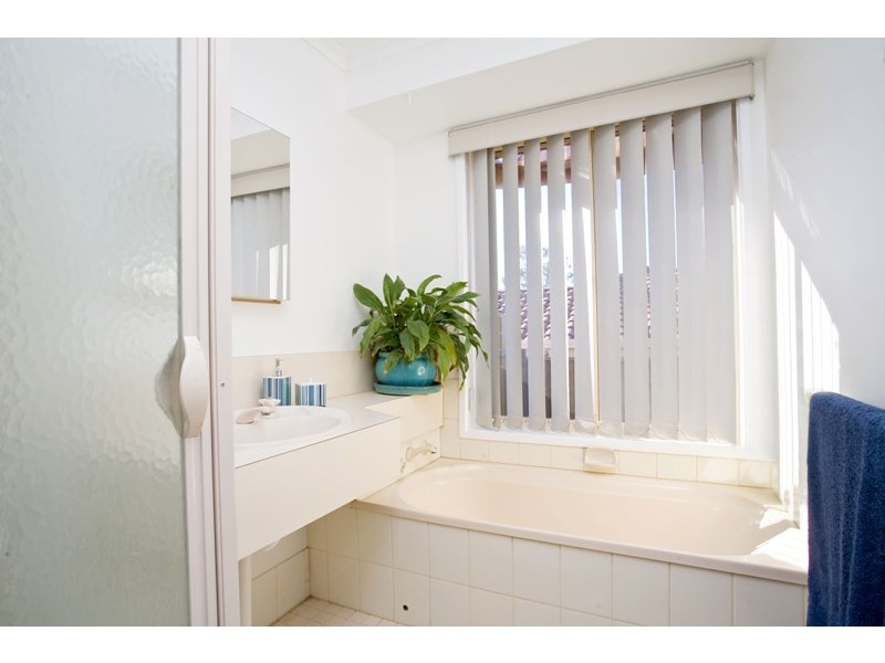 22 DOULTON DRIVE, Trott Park SA 5158