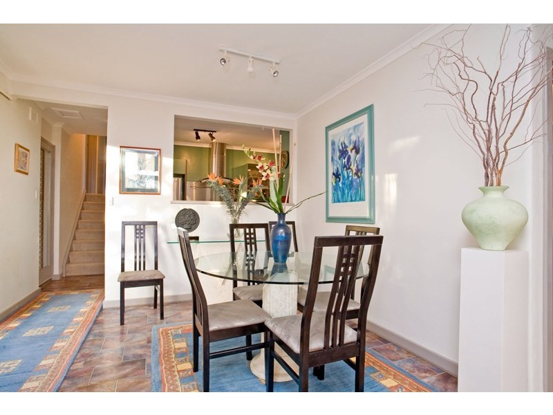 12 Elena Crescent, Hallett Cove SA 5158