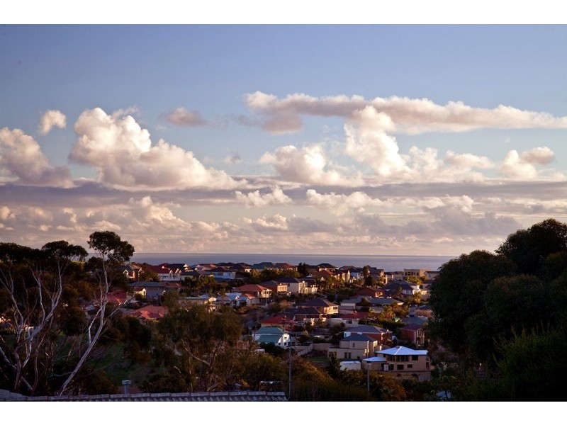 12 Elena Crescent, Hallett Cove SA 5158