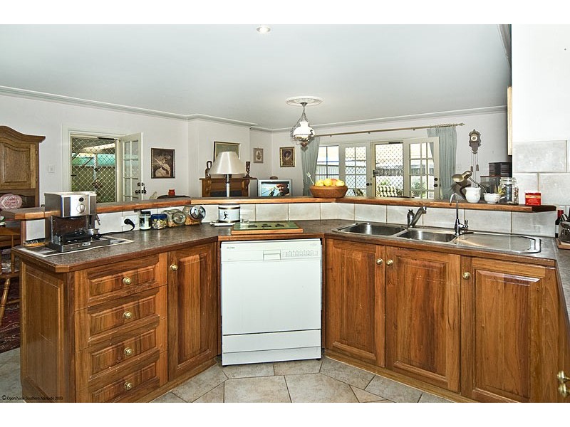 17 Allendale Avenue, Novar Gardens SA 5040