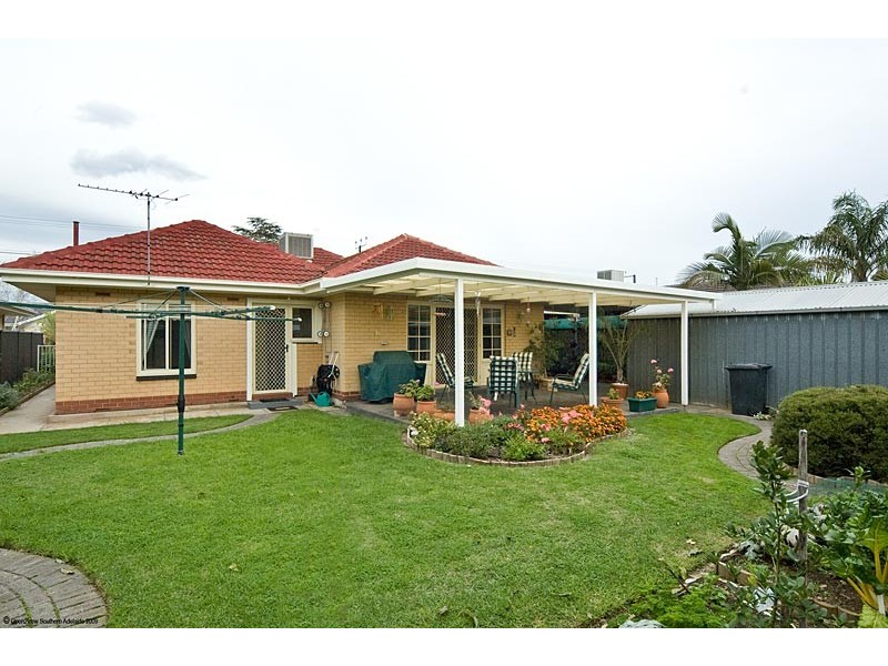 17 Allendale Avenue, Novar Gardens SA 5040