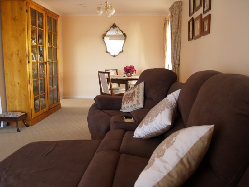 10 Brumby Court, Woodcroft SA 5162