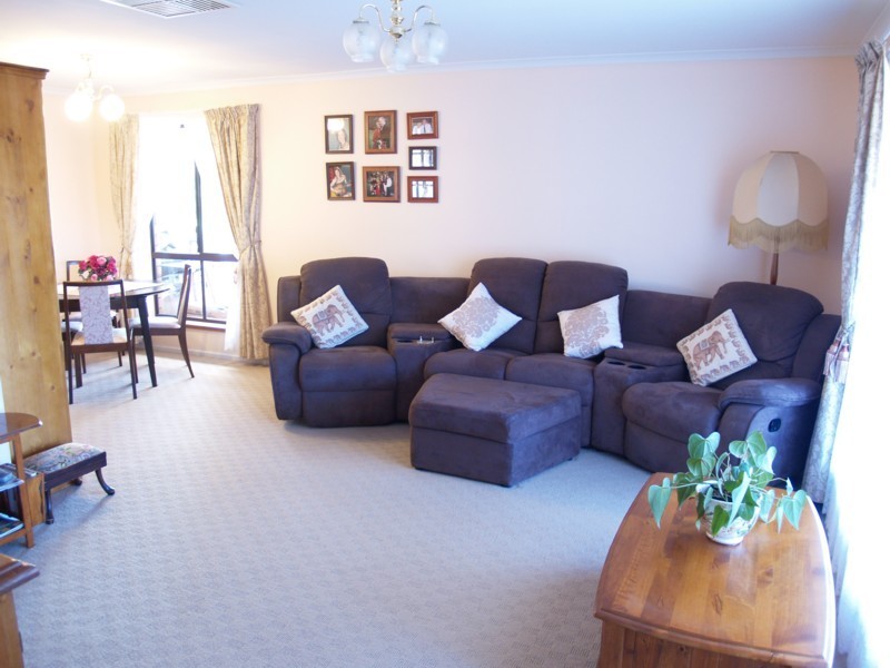 10 Brumby Court, Woodcroft SA 5162