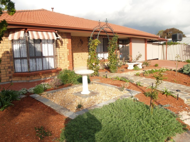 10 Brumby Court, Woodcroft SA 5162