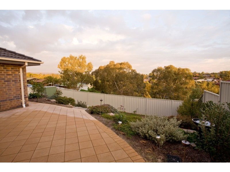 1 Summerhill Close, Reynella SA 5161