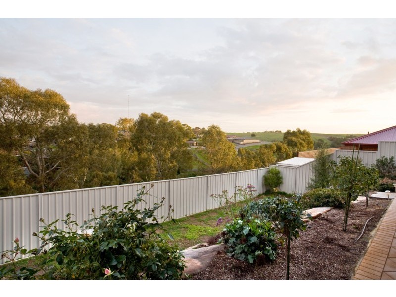 1 Summerhill Close, Reynella SA 5161