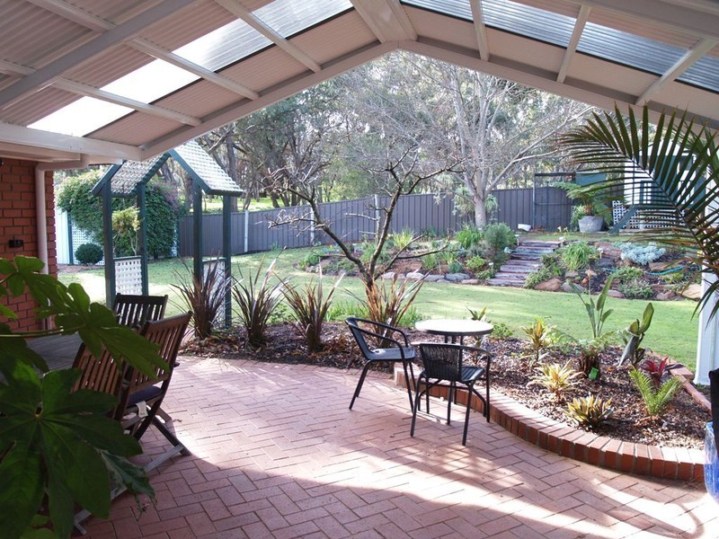37 Horseshoe Drive, Woodcroft SA 5162