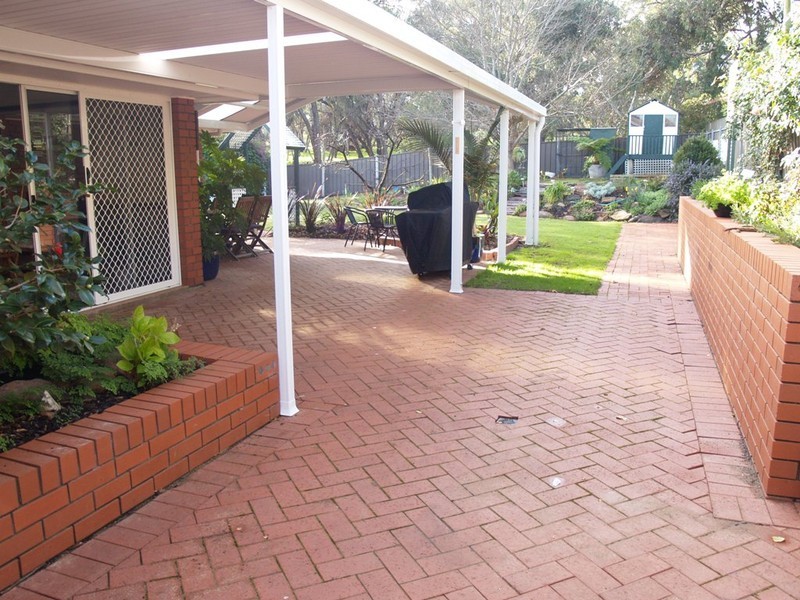 37 Horseshoe Drive, Woodcroft SA 5162