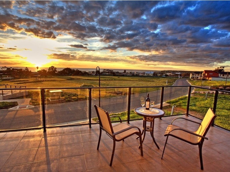 18 Arcadia Crescent, Sellicks Beach SA 5174