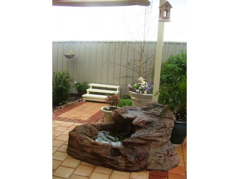 6 Aloisi Court, Woodcroft SA 5162