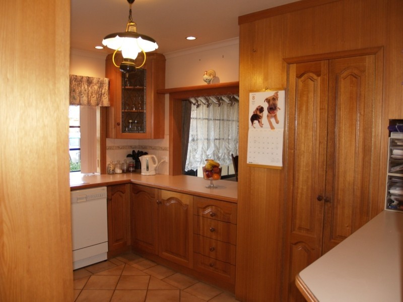 13 Leitch Avenue, Port Noarlunga SA 5167