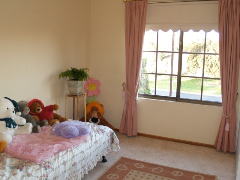 13 Leitch Avenue, Port Noarlunga SA 5167