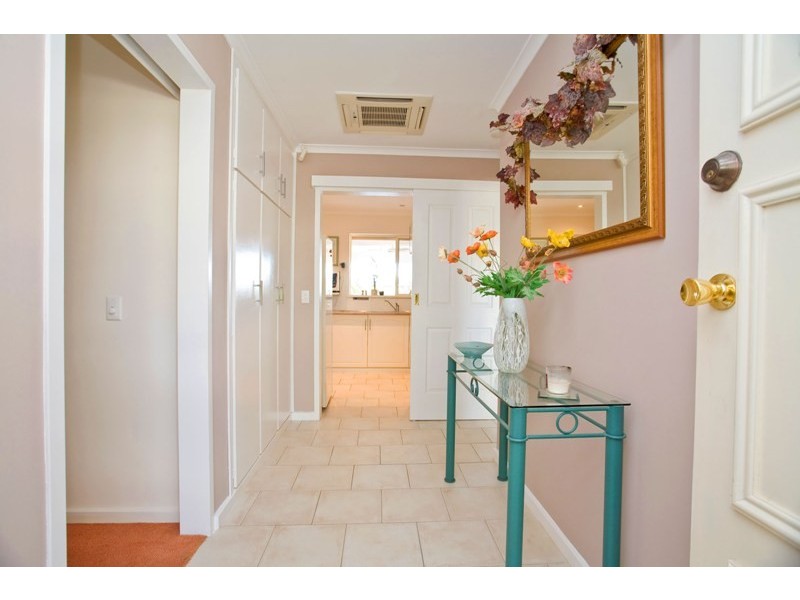 17 Angela Street, Reynella SA 5161