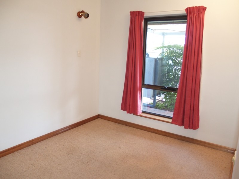 37 Daveys Road, Flagstaff Hill SA 5159