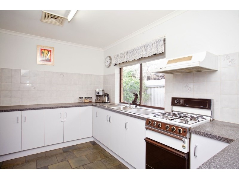 11 Bikila Court, Morphett Vale SA 5162