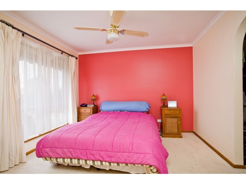 11 Bikila Court, Morphett Vale SA 5162