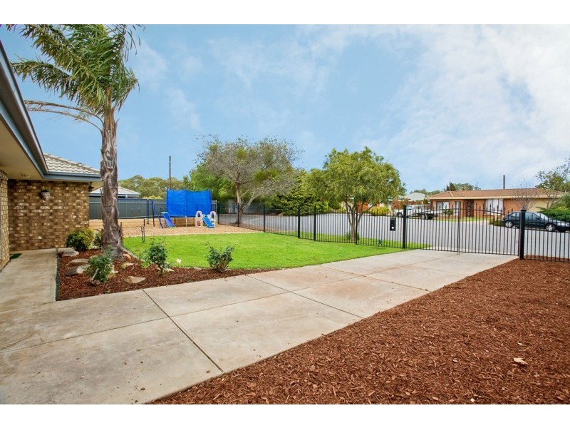 11 Bikila Court, Morphett Vale SA 5162
