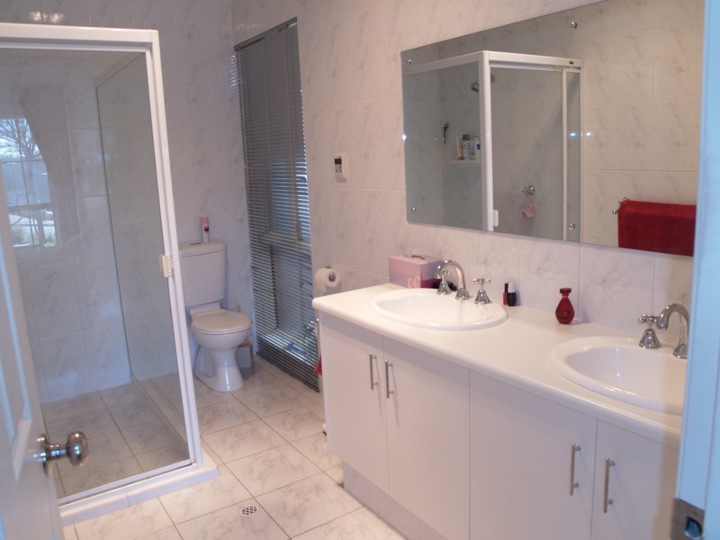 2 Summerhill Close, Reynella SA 5161