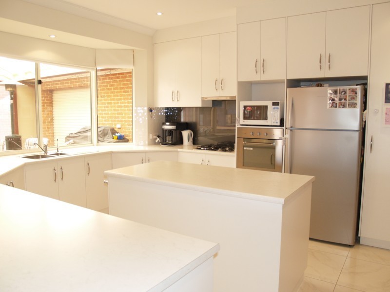 2 Summerhill Close, Reynella SA 5161