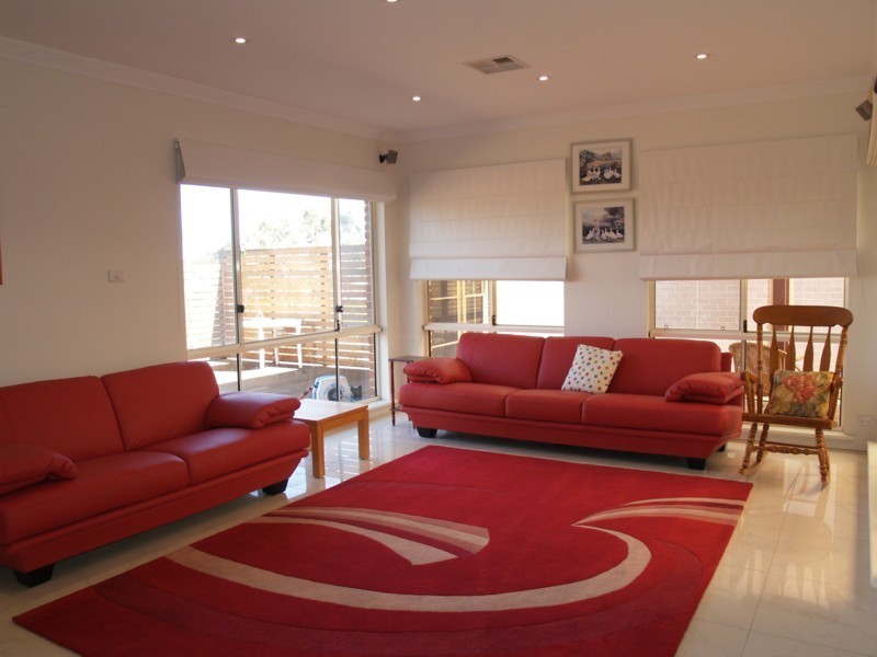 2 Summerhill Close, Reynella SA 5161