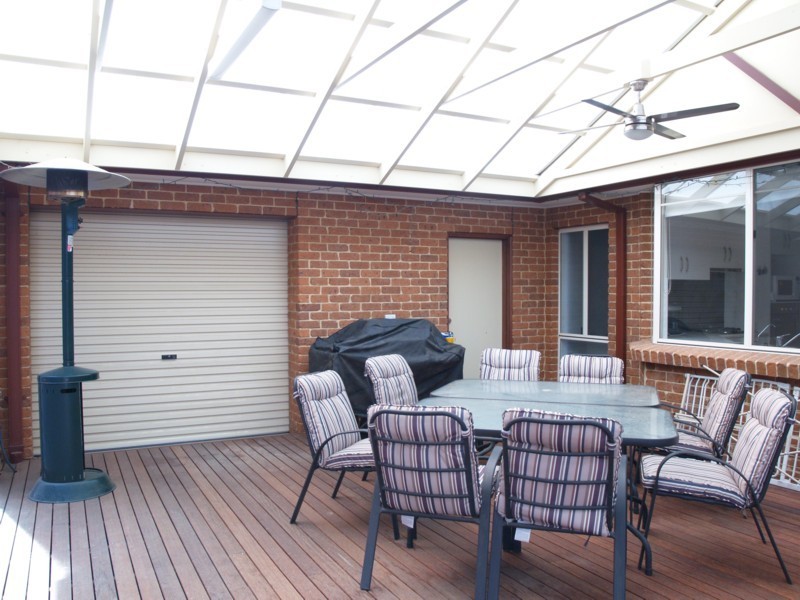 2 Summerhill Close, Reynella SA 5161