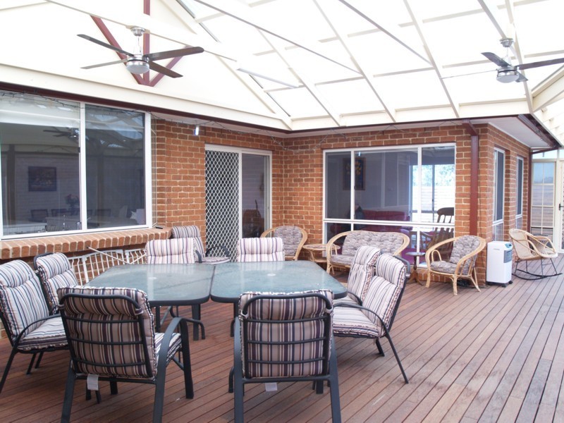 2 Summerhill Close, Reynella SA 5161