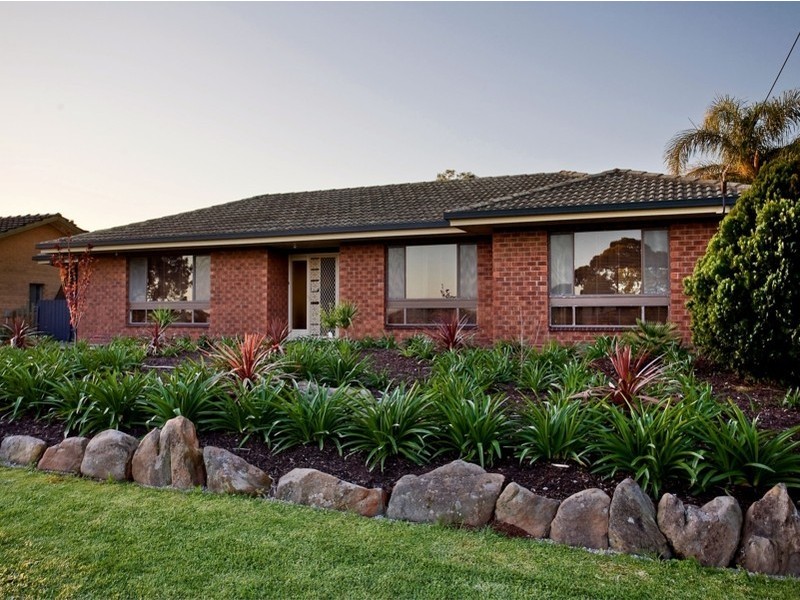 27 Campbell Drive, Reynella East SA 5161