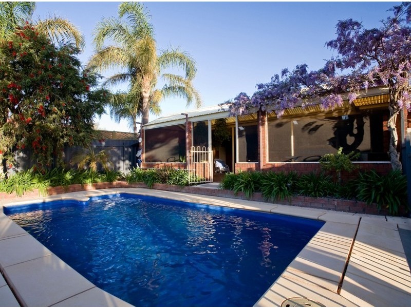 27 Campbell Drive, Reynella East SA 5161