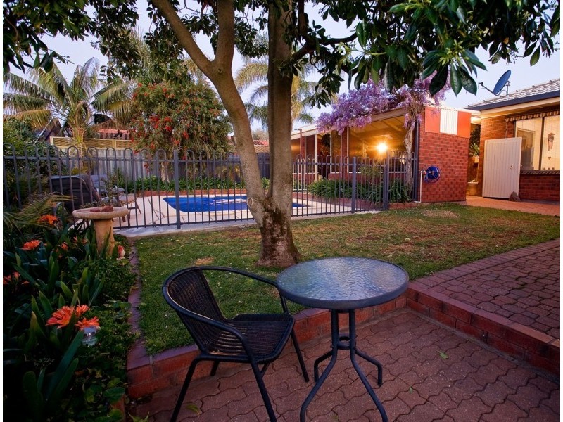 27 Campbell Drive, Reynella East SA 5161